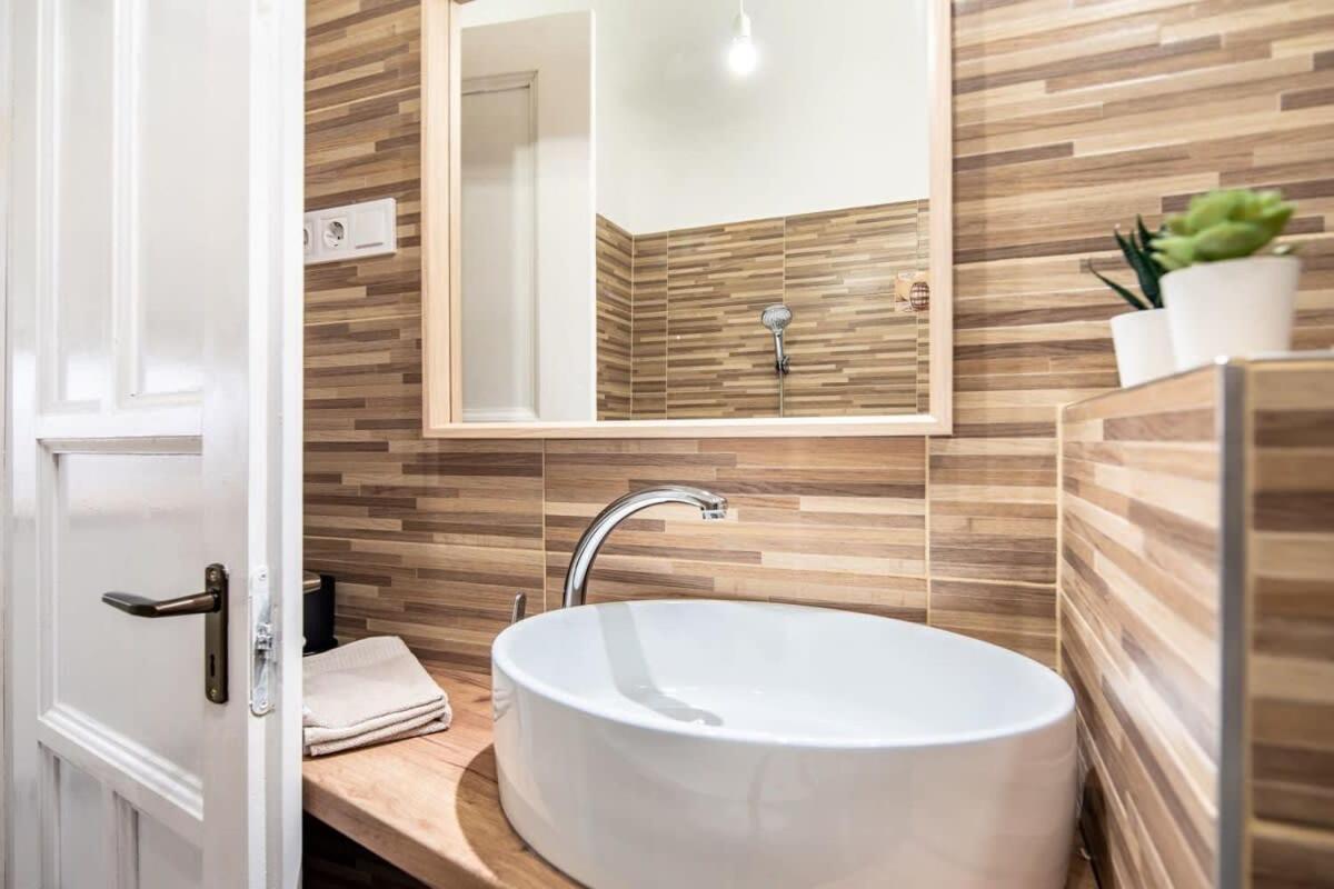 Convenient Apartment At Gastro Driven Location Budapest Luaran gambar
